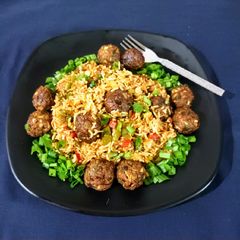 A picture of Manchurian fried rice.