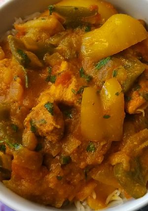 A picture of Chicken Jalfrezi.