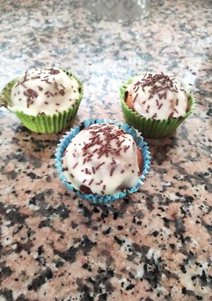 Una foto de Muffins Nestlé Jungly Blanco