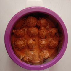 A picture of Veg Kofta Curry.