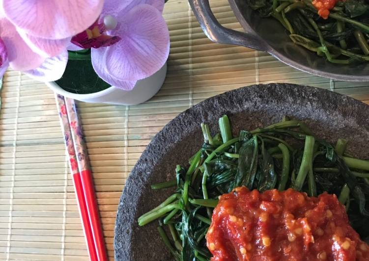 Resep Plecing Kangkung Khas Lombok Anti Gagal