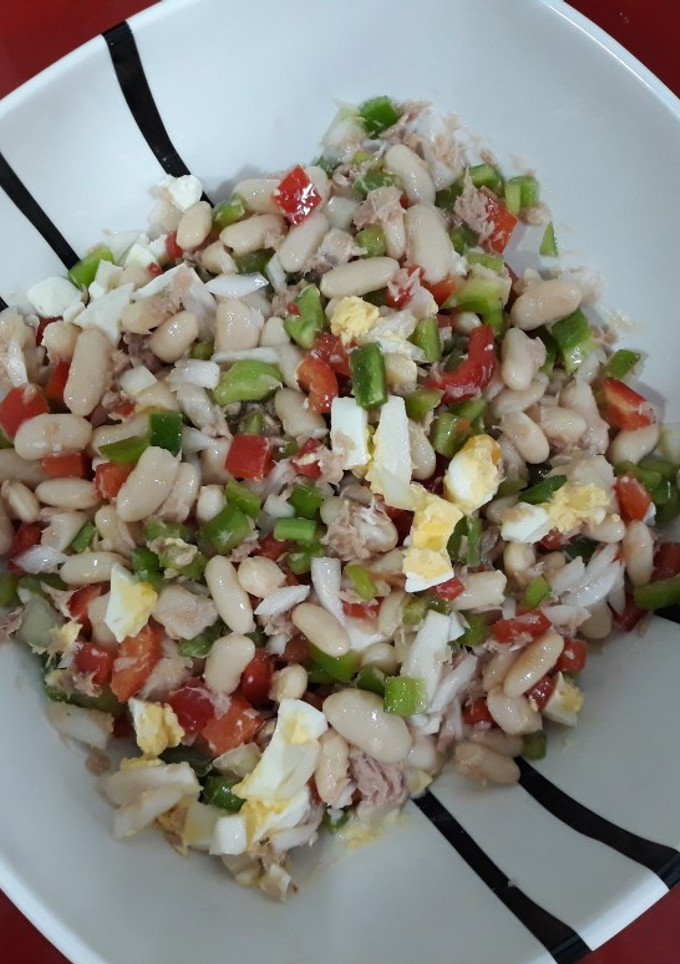 Una foto de Ensalada de judías blancas