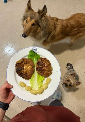 Una foto de 🌱 Burger de alubias, zanahoria y brócoli 💜