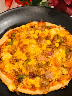 A picture of Wheat base pizza.