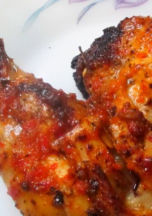 A picture of Chili pepper Grilled Chicken.
