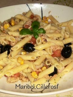 Una foto de Ensalada de macarrones con atún