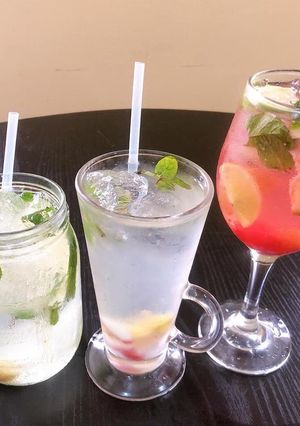 A picture of Virgin mojito.