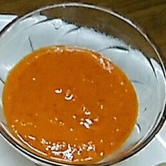 A picture of Spicy red chilli chutney.