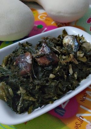 Foto resep Tumis daun singkong ikan peda