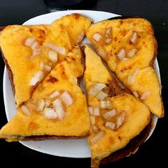 A picture of My Cheese & Onion on Toast 🤩.