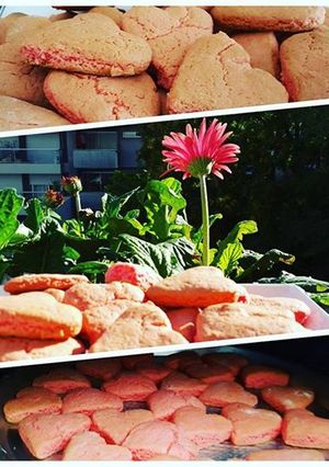 Una foto de "Scones o Corascones de yogurt de frutillas"