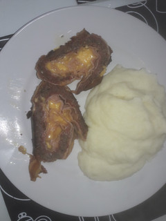 Una foto de Pan de carne relleno