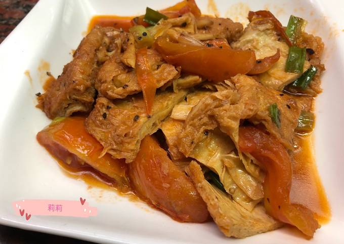 Tomat tumis kembang tahu 番茄炒豆皮