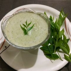 A picture of Coconuts chutney.