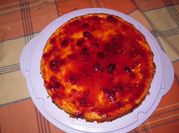 Una foto di cheesecake ciliegie