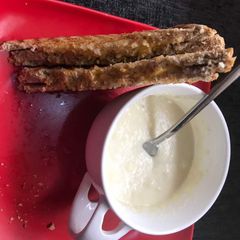 A picture of Toast Bread.