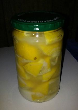 A picture of Preserved Lemons.