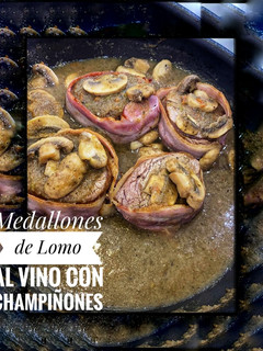 Una foto de Medallones de Lomo al vino con champiñones 🍷