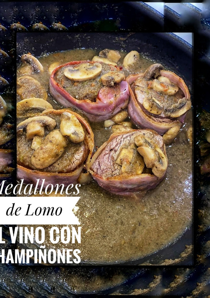 Una foto de Medallones de Lomo al vino con champiñones 🍷