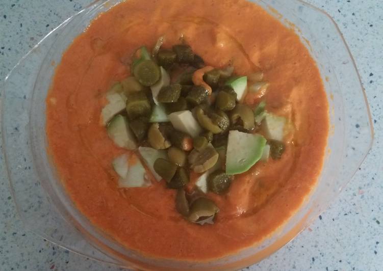 Salmorejo con manzana vegano y sin gluten🍅