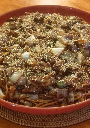 A picture of Jjajangmyeon (Noodles and black bean sauce.