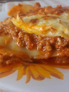 Una foto de Lasaña con boloñesa