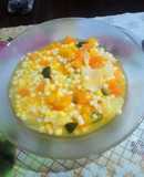 Sopa de verduras con fideos