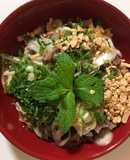 Gỏi bắp bò hành tây chua ngọt