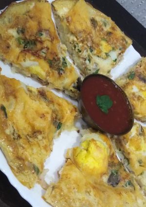 A picture of Pizza omelette.
