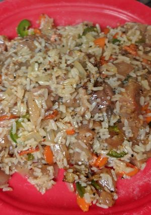 A picture of Beef Tendon Stir-fry Rice.