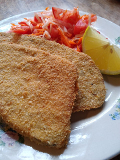 Una foto de Milanesas de berenjena sequitas y crocantes 👌