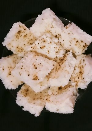 ઇદડા (Idada Recipe In Gujarati) રેસીપી મુખ્ય ફોટો