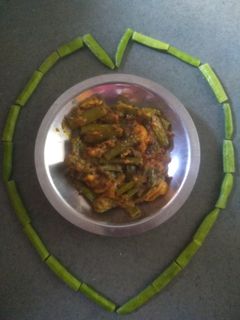ગવાર બેસનનું શાક(Guvar besan sabji recipe in Gujarati) રેસીપી મુખ્ય ફોટો