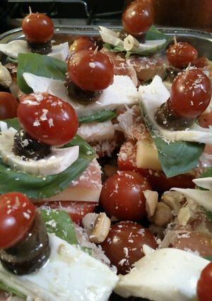 Una foto de Ensalada Caprese Premium