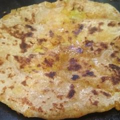 Aloo gobhi paratha A picture of Aloo gobhi paratha.