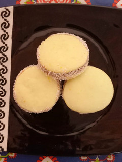 Una foto de Alfajores de Maicena Sin TACC (Alfajor Nube)