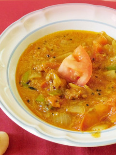 நலம் தரும் முள்ளங்கி தக்காளி சூப் (Mullangi Thakkali Soup Recipe in tamil) செய்முறை முக்கிய புகைப்படம்