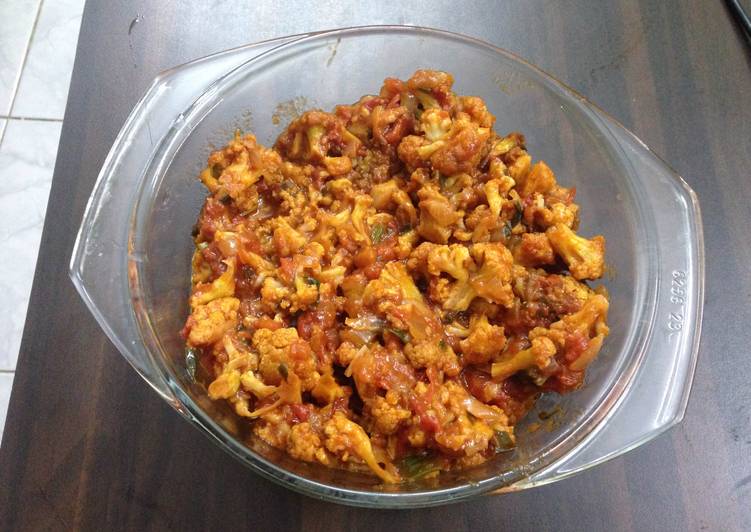 Tasty And Delicious of Boil fried gobi curry