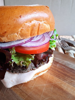 Glutén-, tej- és tojásmentes hamburger recept fotója