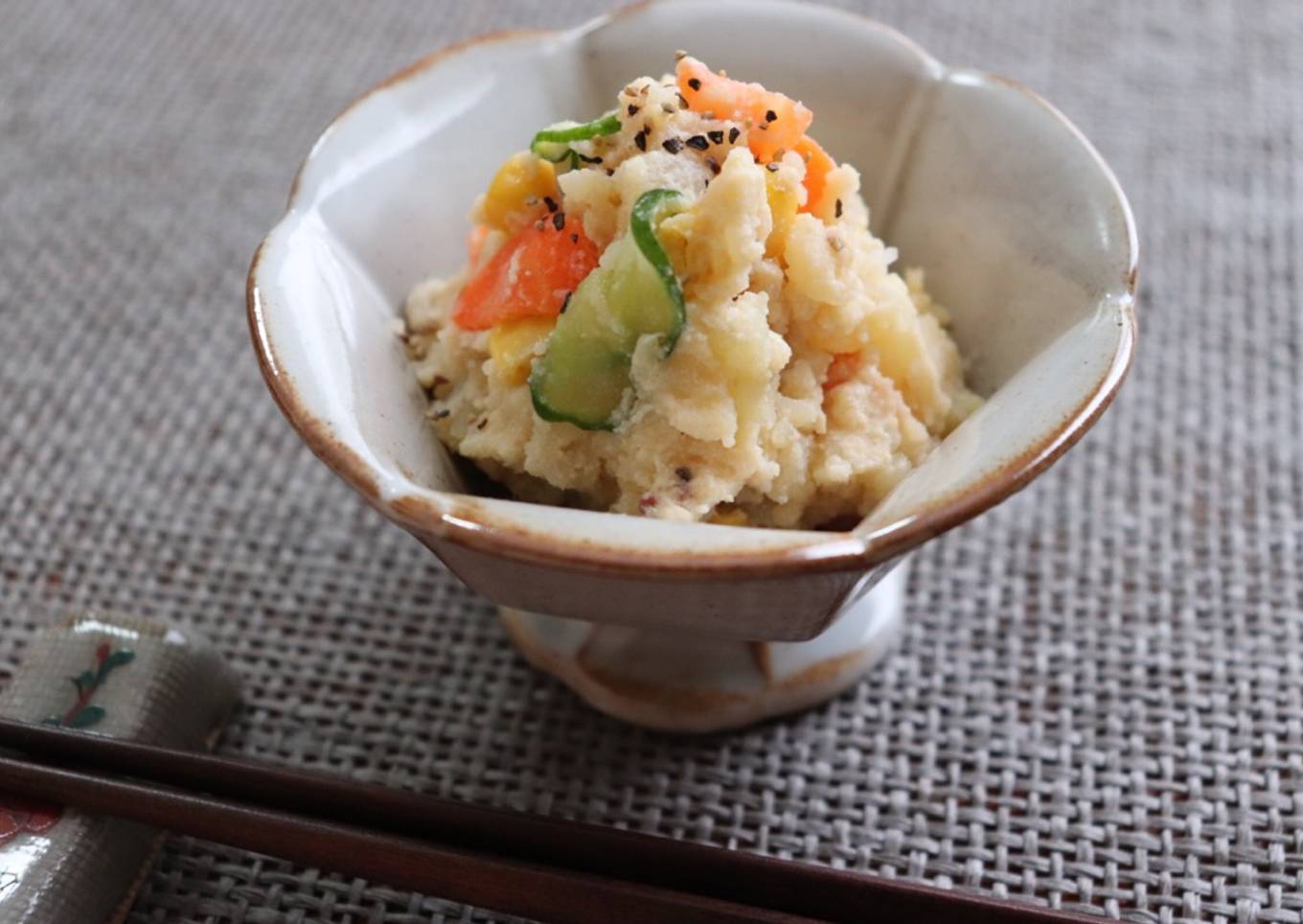 Potato salad with tofu and mayonnaise