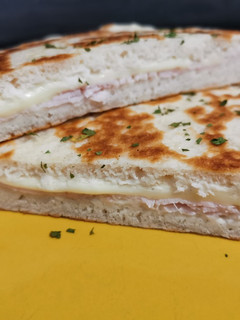 Töltött naan kenyér gluténmentesen recept fotója