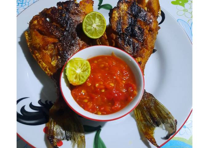 Ikan ayam ayam bakar