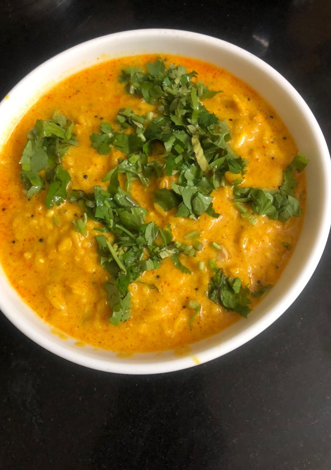 કાઠીયાવાડી બેસન સેવની સબ્જી (Kathiyawadi Besan Sev Sabji Recipe In Gujarati) રેસીપી મુખ્ય ફોટો