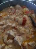 Goulash de pollo