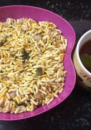 A picture of Jatpat Lemon Bhel with Lemon Mint Tea.