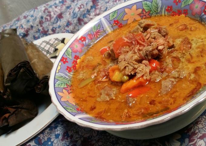 Bagaimana cara membuat Lontong Kari Daging Sapi hidangan Idul Fitri dijamin sesuai selera