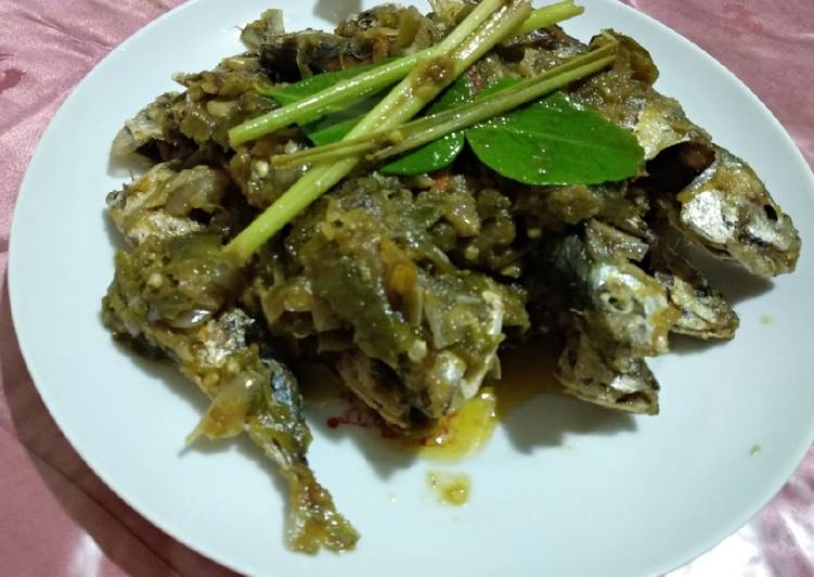 Resep Sambal Cabai Hijau Ikan Dencis Lezat