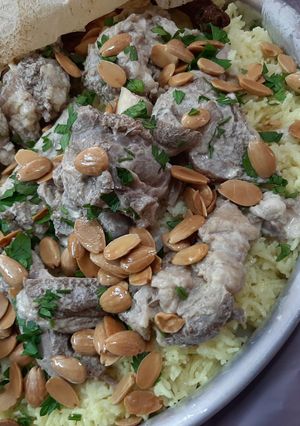 صورة لوصفة منسف اردني عالاصول