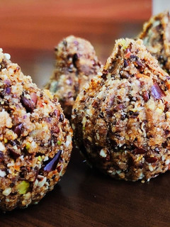 A picture of Healthy modak recipe no sugar no jaggery.