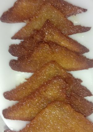 A picture of Sweet bread slices.